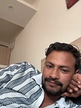 newdelhiBOY  online show from May 2026 09:15:02 AM