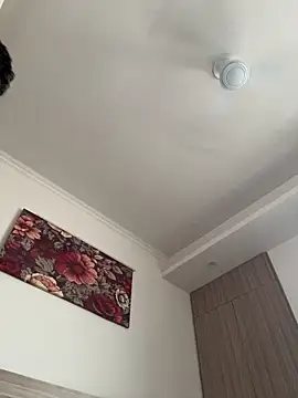 newdelhiBOY  online show from May 2026 02:09:02 AM