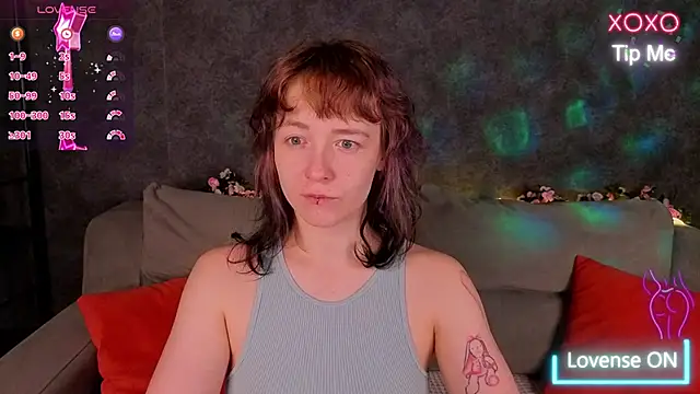 Ricki Bloom online show from May 2026 01:14:02 AM