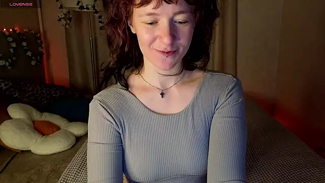 Ricki Bloom online show from May 2026 02:45:01 PM