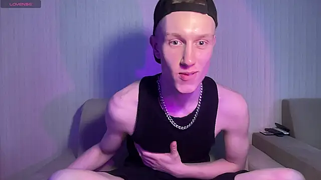 Travis Gracile online show from April 2026 09:16:02 AM