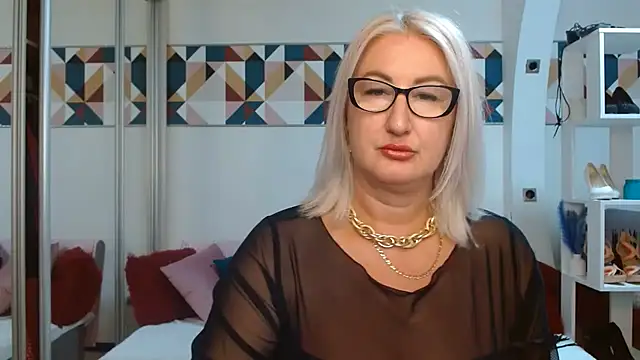 Snapshot of DianaFrances chatting on July 2026 08:39:02 PM DianaFrances online show from July 2026 08:39:02 PM