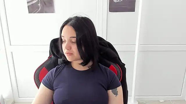 Caroline cutte online show from May 2026 09:48:01 AM