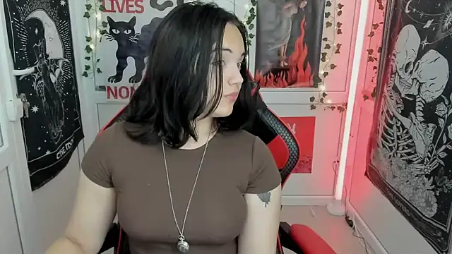 Snapshot of Caroline_cutte chatting on July 2026 09:49:02 AM Caroline cutte online show from July 2026 09:49:02 AM