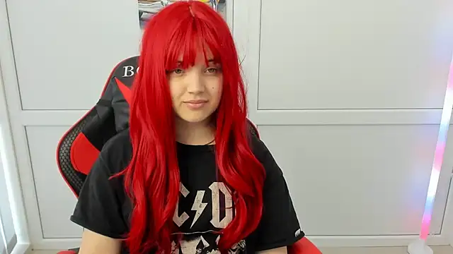 Caroline cutte online show from April 2026 07:03:01 AM