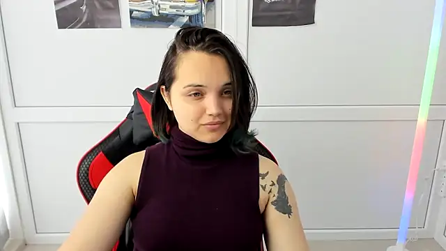 Caroline cutte online show from May 2026 06:42:01 AM