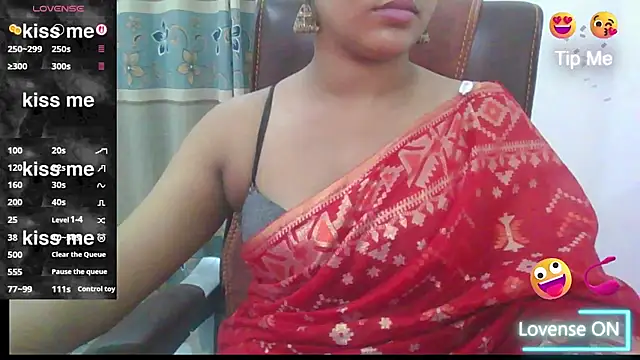 Snapshot of zareen_approach chatting on July 2026 05:43:01 PM zareen approach online show from July 2026 05:43:01 PM