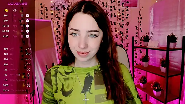CharliGrace  online show from May 2026 06:50:01 AM
