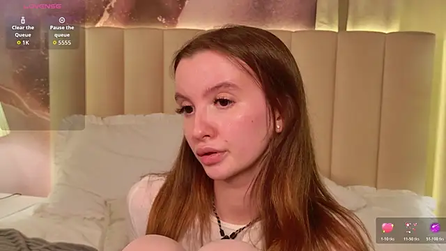 Snapshot of Molly__Quinn chatting on July 2026 02:05:17 AM Molly Quinn online show from July 2026 02:05:17 AM