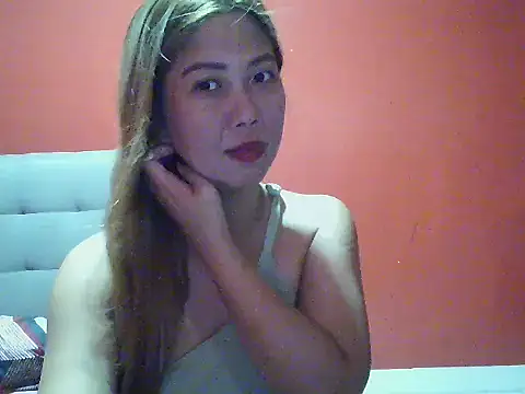 Snapshot of Cutie-Smile chatting on May 2026 07:37:02 AM Cutie-Smile online show from May 2026 07:37:02 AM