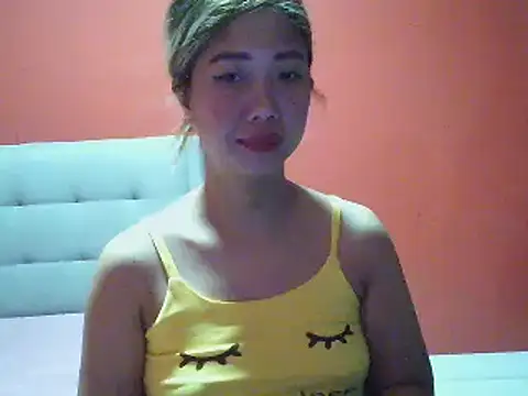 Snapshot of Cutie-Smile chatting on May 2026 09:52:02 PM Cutie-Smile online show from May 2026 09:52:02 PM