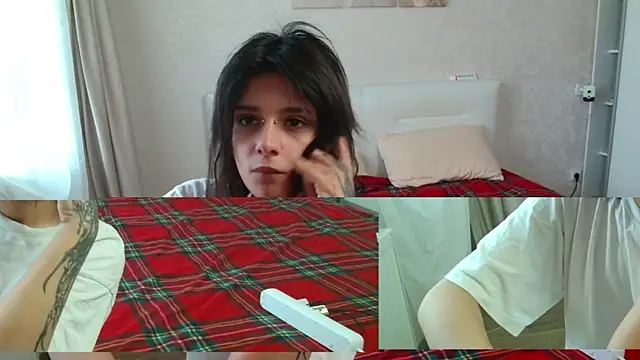 Snapshot of The_Slutty_Fox chatting on July 2026 02:46:02 PM The Slutty Fox online show from July 2026 02:46:02 PM