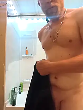 2hot2fun online show from April 2026 12:12:01 PM