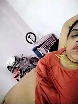 hotsilk21 online show from April 2026 06:09:02 PM