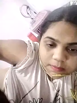 hotsilk21 online show from April 2026 05:47:01 PM