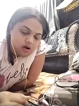 hotsilk21 online show from May 2026 06:33:02 PM