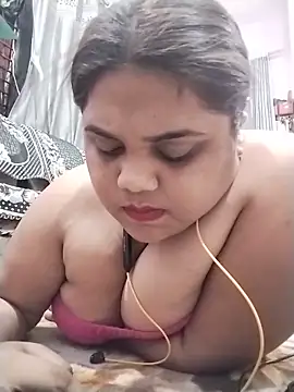 hotsilk21 online show from May 2026 07:10:01 PM