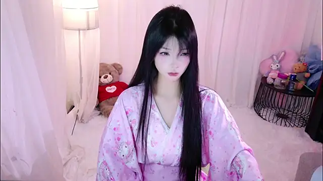 Zoe-001 online show from June 2026 12:17:02 PM