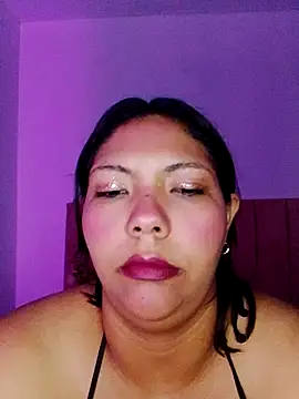Izel  online show from April 2026 04:03:01 AM