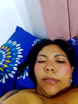 Izel  online show from April 2026 02:49:02 AM