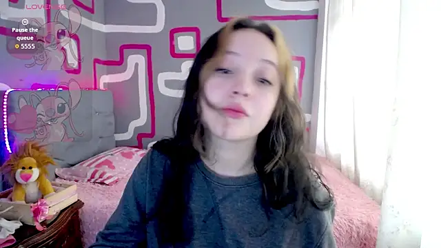 vero doll12 online show from April 2026 01:26:02 PM