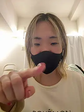 Snapshot of MITUKI0707 chatting on April 2026 10:25:02 PM MITUKI0707 online show from April 2026 10:25:02 PM