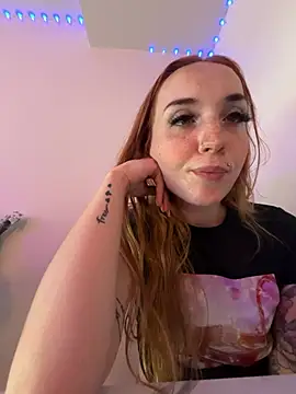 Snapshot of Sapphirelustxo chatting on May 2026 09:35:01 PM Sapphirelustxo online show from May 2026 09:35:01 PM