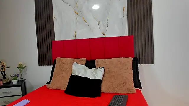 samanta  fox online show from April 2026 02:02:01 PM