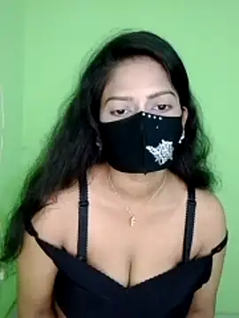 Snapshot of black-woman chatting on April 2026 05:30:01 PM black-woman online show from April 2026 05:30:01 PM