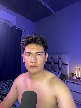 Andruetxx online show from April 2026 04:49:01 AM