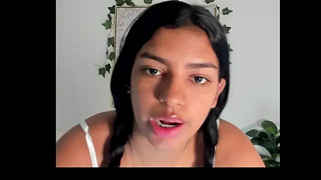 Lindsey Monreal online show from April 2026 12:06:02 PM