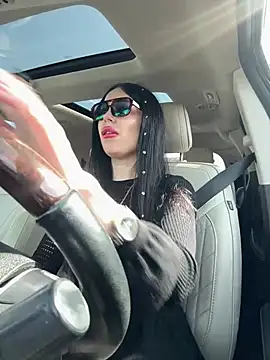 Snapshot of Alenka_ki chatting on April 2026 07:35:02 AM Alenka ki online show from April 2026 07:35:02 AM