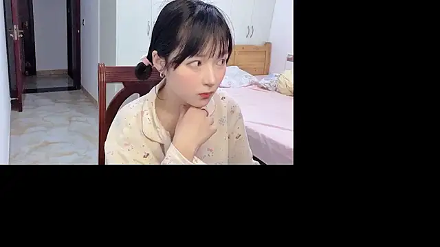 Snapshot of Kaixin-baobao chatting on April 2026 12:06:01 PM Kaixin-baobao online show from April 2026 12:06:01 PM