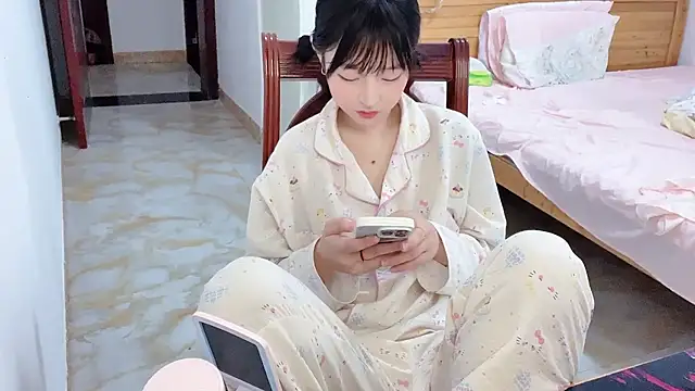 Snapshot of Kaixin-baobao chatting on April 2026 10:50:02 AM Kaixin-baobao online show from April 2026 10:50:02 AM