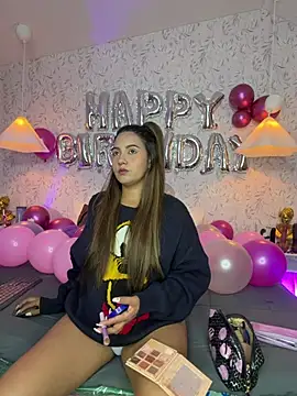 Snapshot of Brenda_Brm chatting on June 2026 01:16:02 PM Brenda Brm online show from June 2026 01:16:02 PM