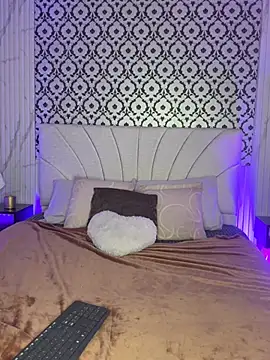 Snapshot of Brenda_Brm chatting on May 2026 12:02:02 PM Brenda Brm online show from May 2026 12:02:02 PM