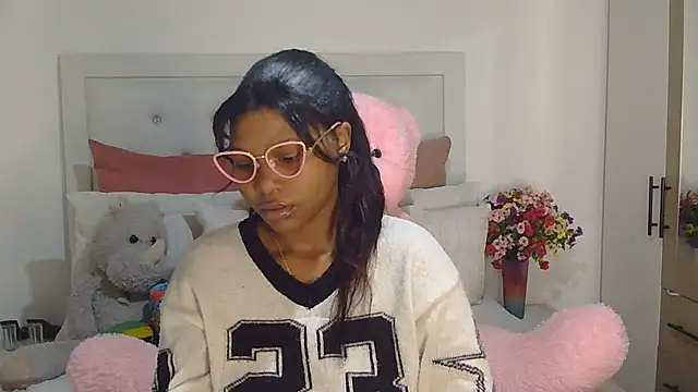 Darrkdeeva669 online show from July 2026 07:32:01 PM