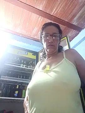 DulceM0609 online show from April 2026 01:04:02 PM