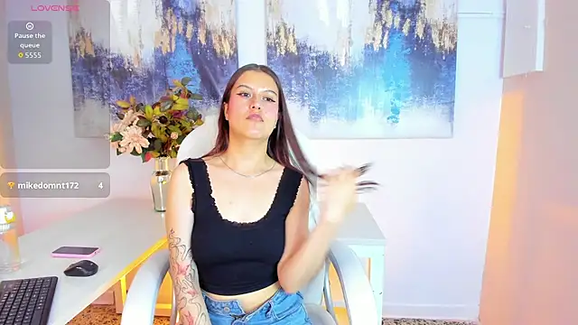 Snapshot of madydoll_ chatting on July 2026 09:15:01 PM madydoll online show from July 2026 09:15:01 PM