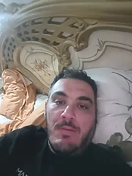 Snapshot of Maryo69v8 chatting on June 2026 07:03:01 PM Maryo69v8 online show from June 2026 07:03:01 PM