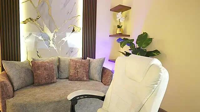 BrianaLane online show from May 2026 06:44:02 PM