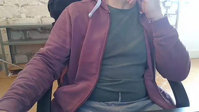 Snapshot of brunosso85ita chatting on April 2026 12:39:01 PM brunosso85ita online show from April 2026 12:39:01 PM