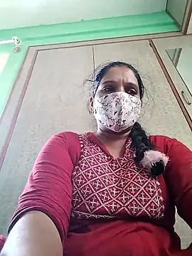 Snapshot of Monika_telugu_queen chatting on April 2026 08:41:01 AM Monika telugu queen online show from April 2026 08:41:01 AM