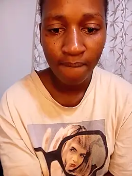 DimpleQueen 01 online show from May 2026 06:15:01 PM