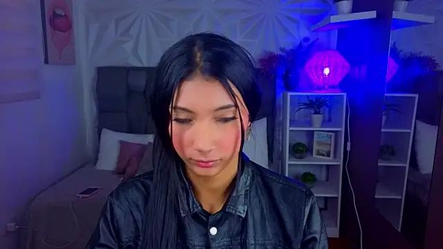 Snapshot of Perlaa_moon_ chatting on July 2026 07:09:01 PM Perlaa moon online show from July 2026 07:09:01 PM