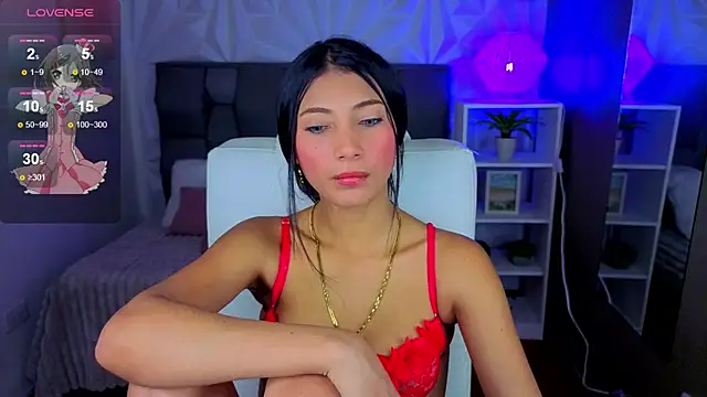 Snapshot of Perlaa_moon_ chatting on June 2026 02:33:02 PM Perlaa moon online show from June 2026 02:33:02 PM