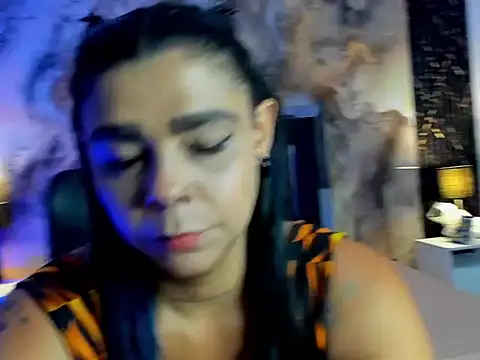 safira 417 online show from April 2026 07:18:01 PM