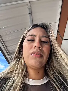 Snapshot of Kimmiebellarie chatting on June 2026 02:04:01 PM Kimmiebellarie online show from June 2026 02:04:01 PM