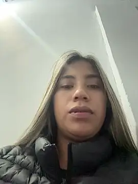 Snapshot of Kimmiebellarie chatting on April 2026 01:52:01 AM Kimmiebellarie online show from April 2026 01:52:01 AM
