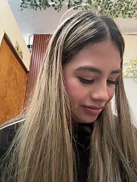 Snapshot of Kimmiebellarie chatting on June 2026 01:12:01 PM Kimmiebellarie online show from June 2026 01:12:01 PM